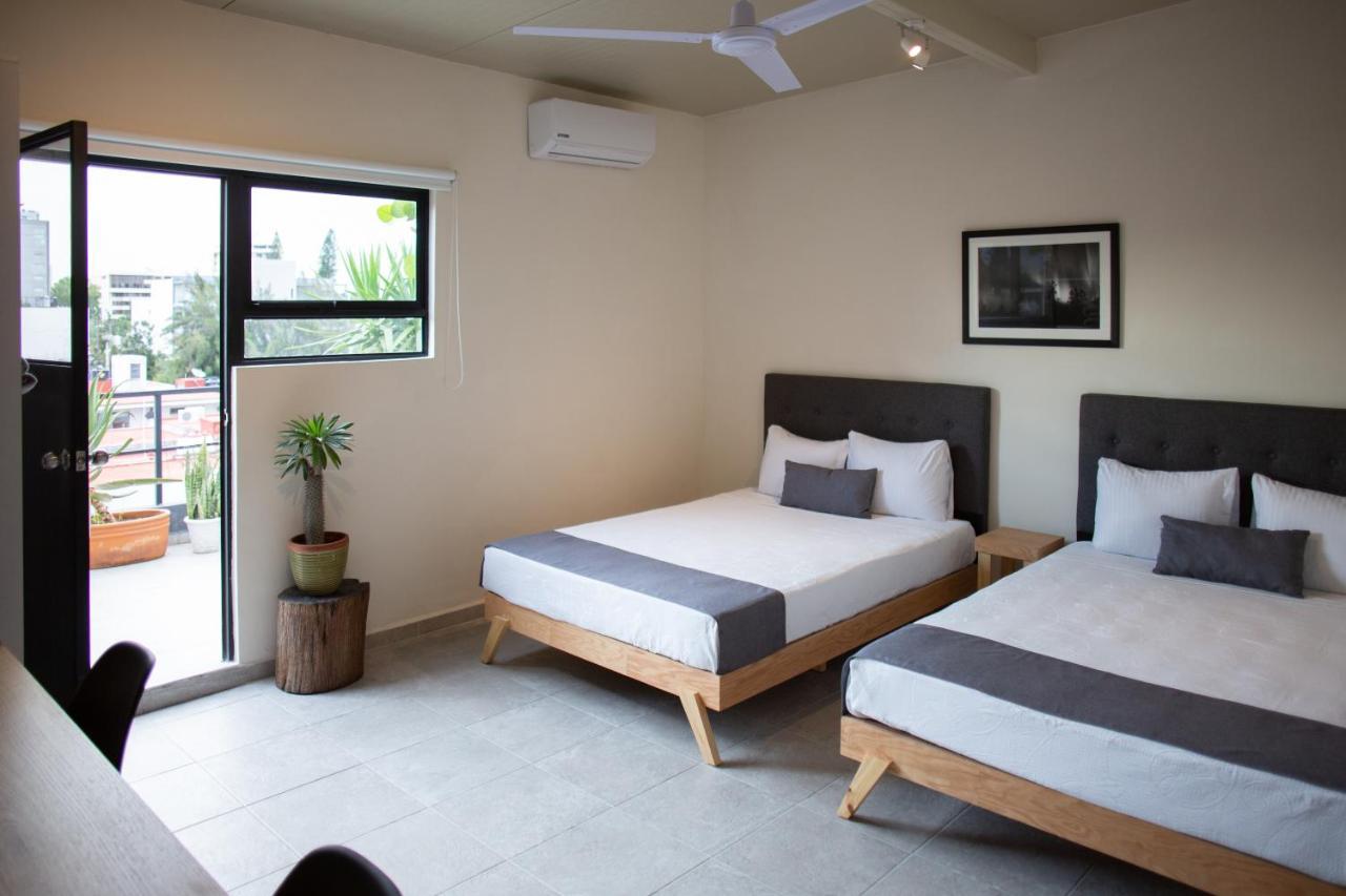 Casa Finlandia Boutique Hotel กัวดาลาฮารา ภายนอก รูปภาพ